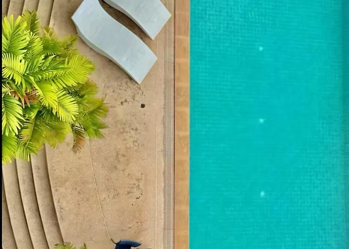 Cozy Urban Retreat In Sukhumvit Steps To Bts Nana Apartment *
